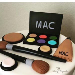 Meet your Posher, Che